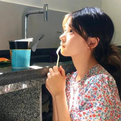 被争论的女人